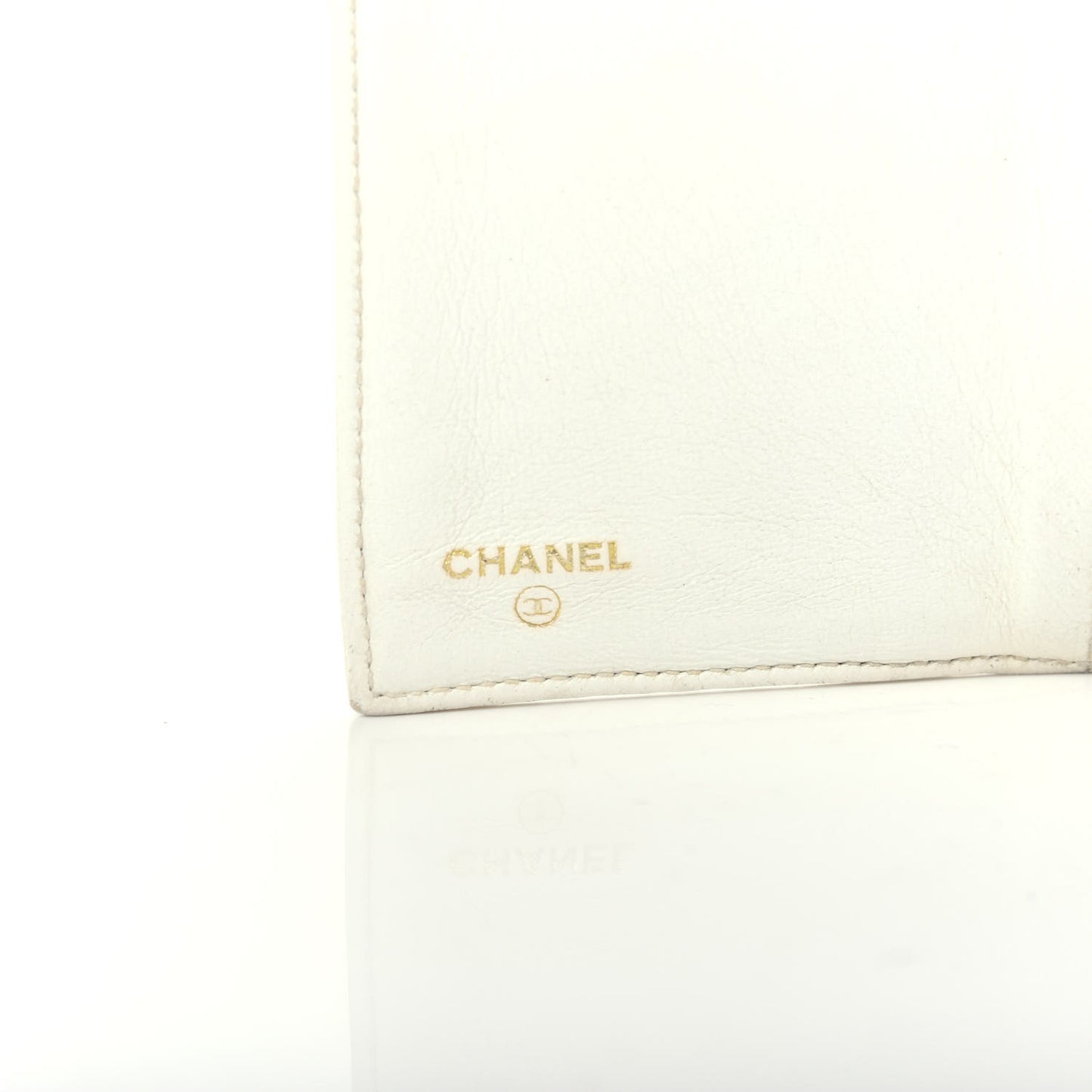 Caviar Timeless CC Wallet White
