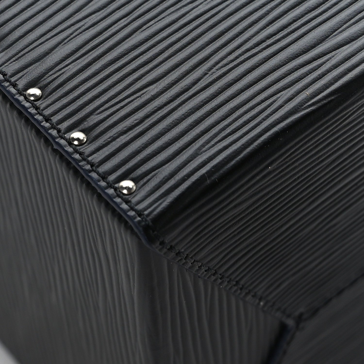 Louis Vuitton Epi Bleecker Box Black 10 of 11