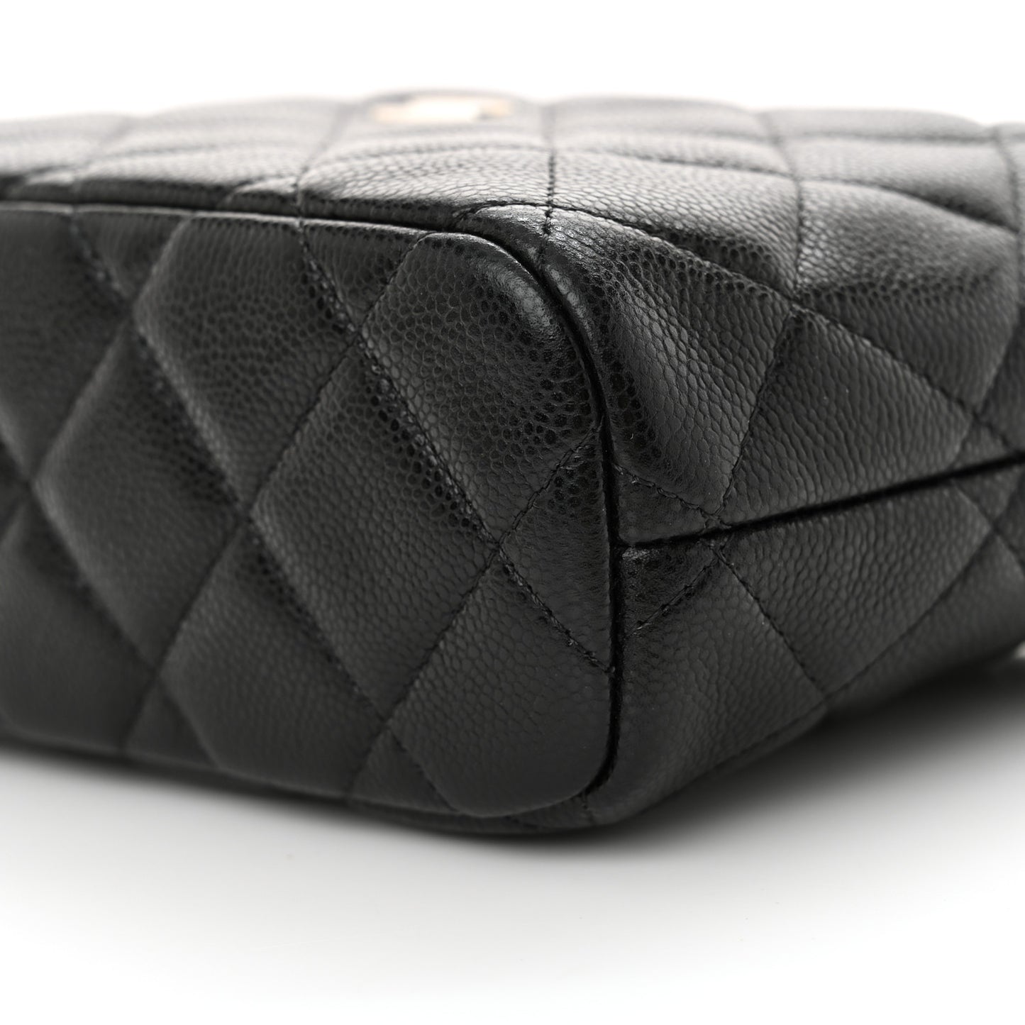 Caviar Quilted Hobo Clutch With Chain Black