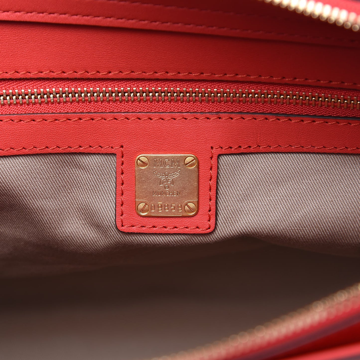 Saffiano Nuovo Tote Hot Coral
