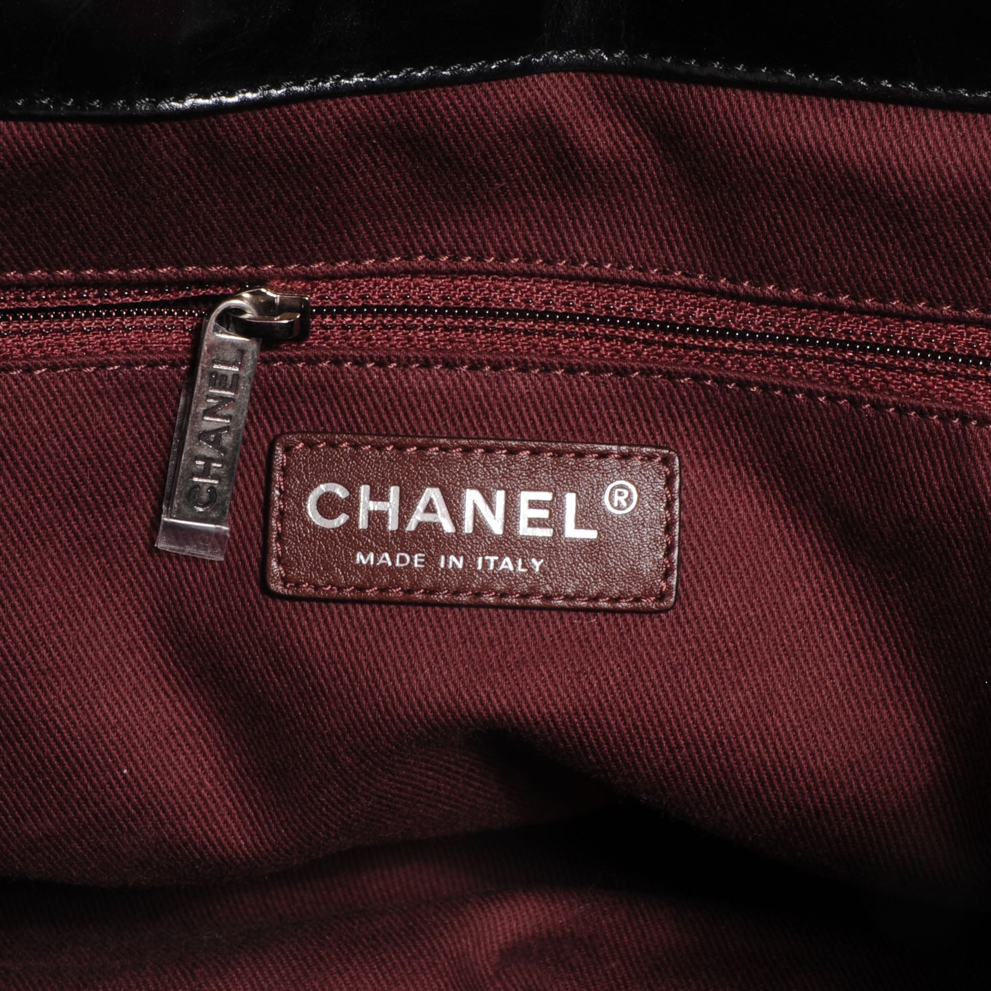 Chanel Iridescent Calfskin Large In The Mix Tote Black 7 of 8