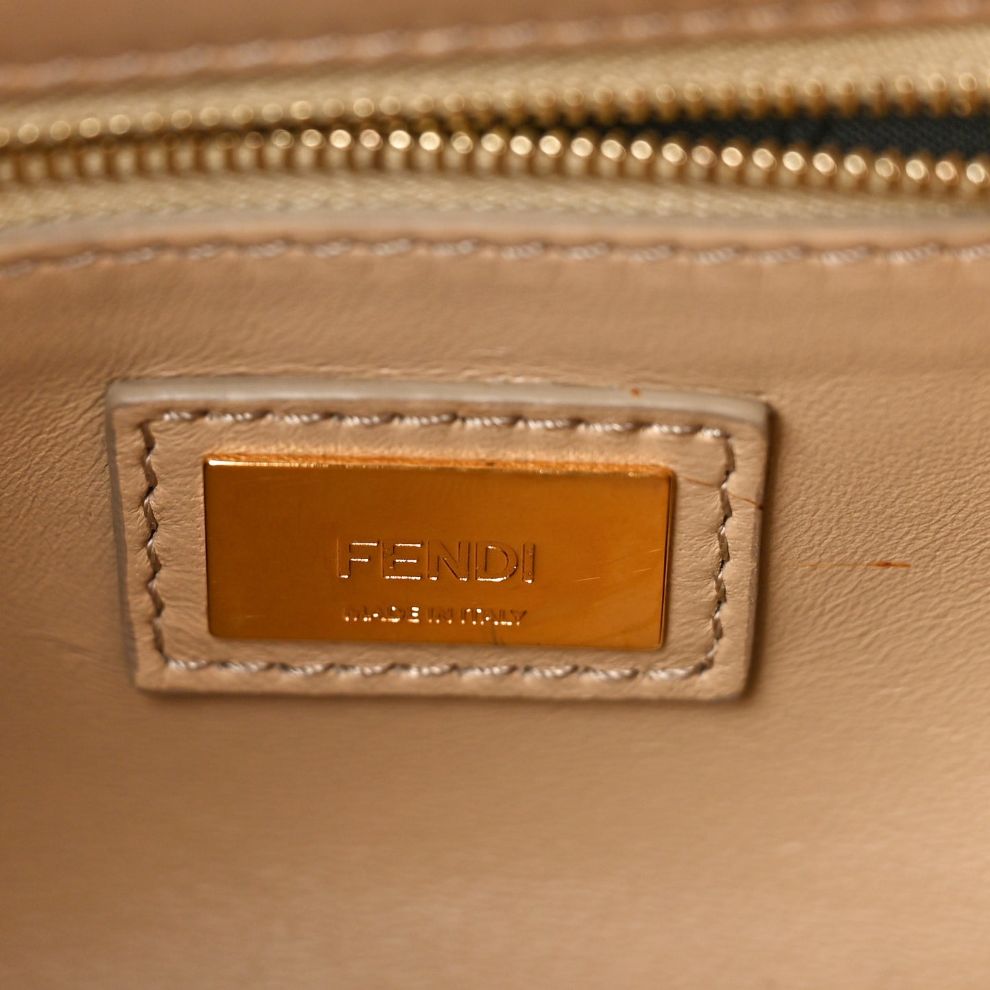 Nappa Mini Peekaboo Iconic Satchel Cherry Moresco Amido