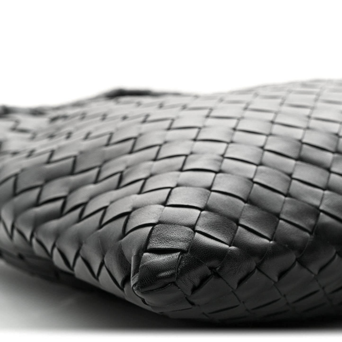 Calfskin Intrecciato Small Hop Black