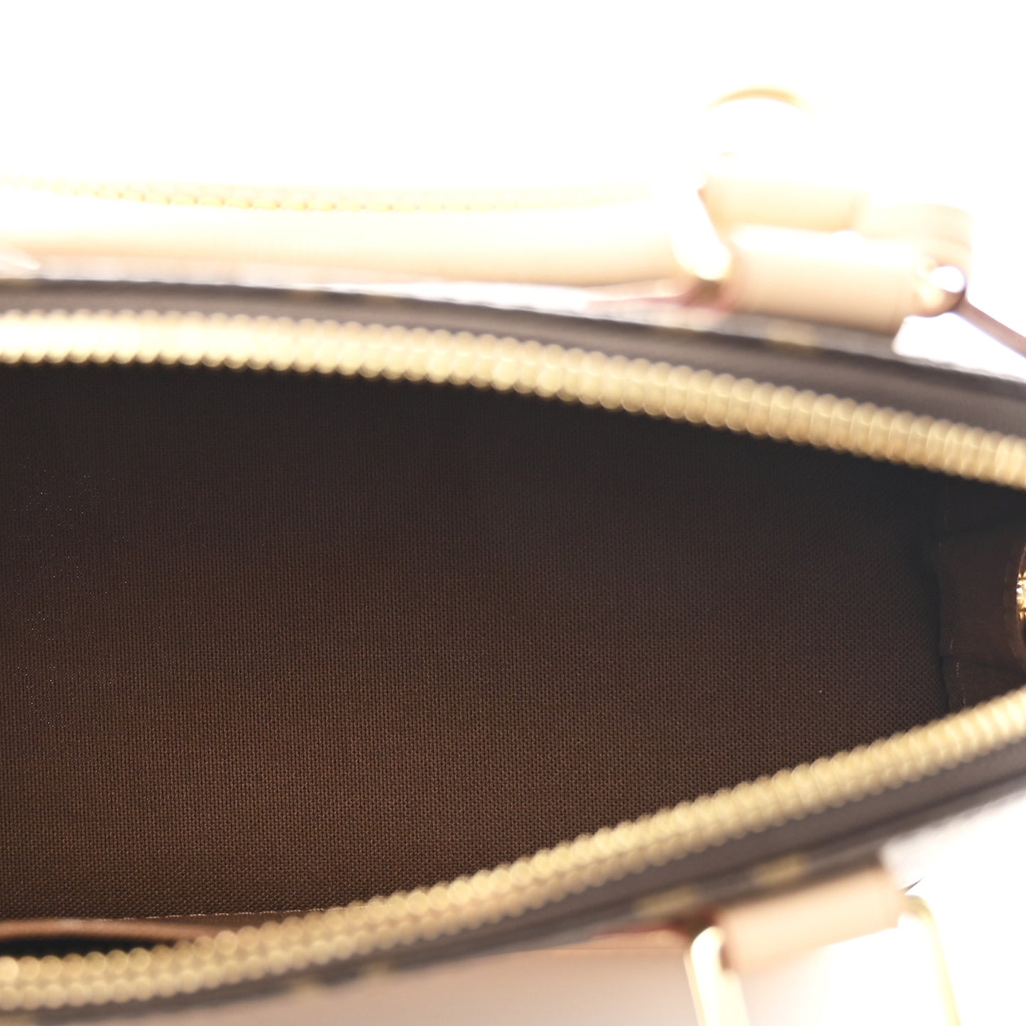 Monogram Alma BB