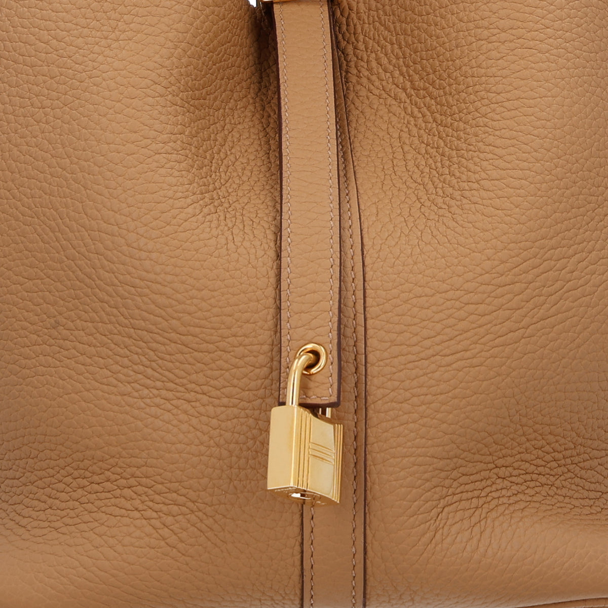 Taurillon Clemence Picotin Lock 22 MM Biscuit