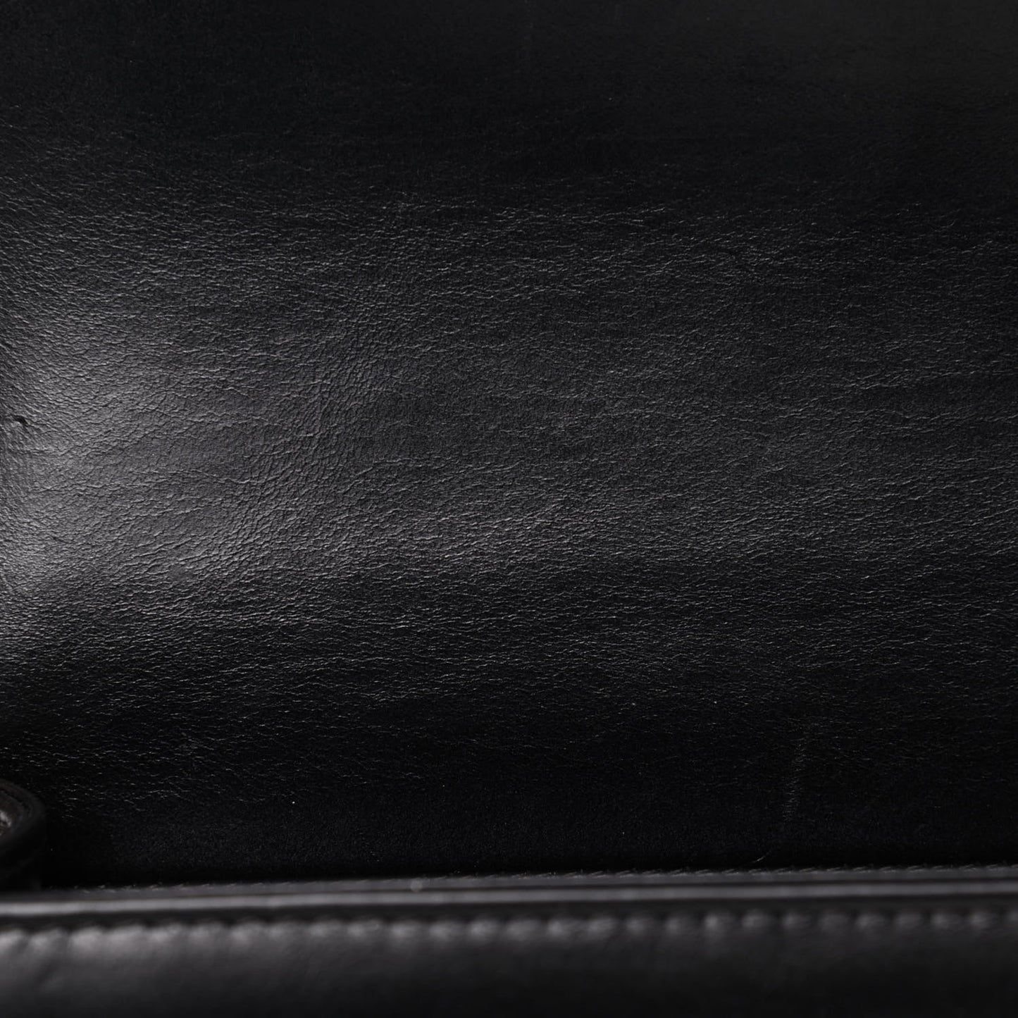 Calfskin Embossed Medium Paris Salzburg Boy Flap Black