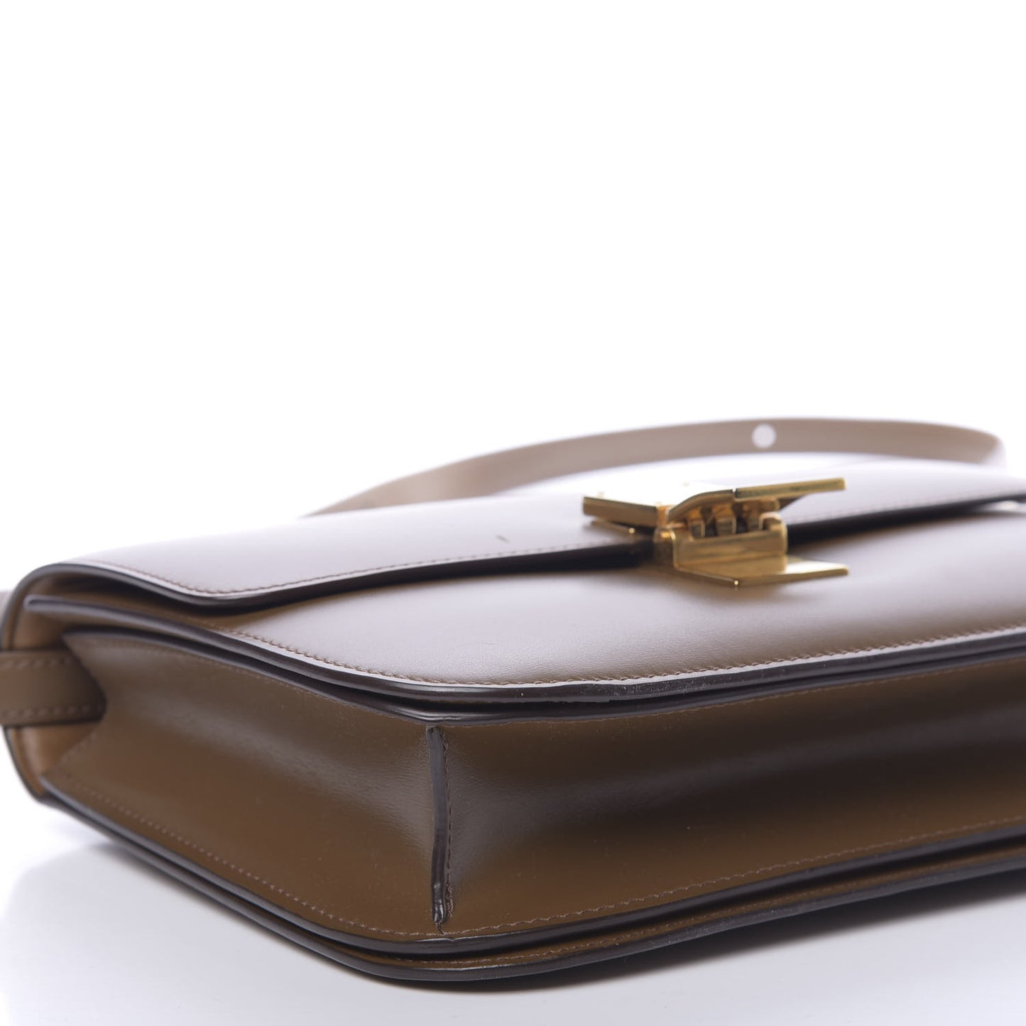Box Calfskin Medium Classic Box Flap Bag Camel