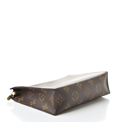 Louis Vuitton Monogram Toiletry Pouch 19 4 of 9