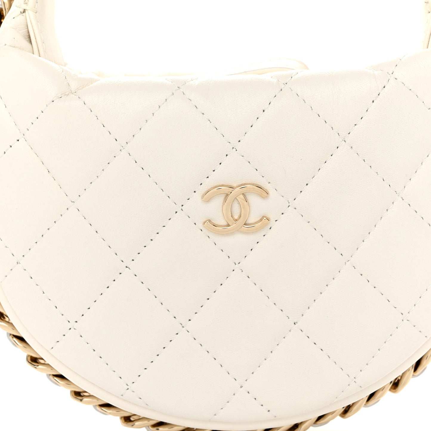 Lambskin Quilted Chain Around Pouch Hobo White