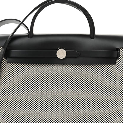 Hermes Vache Hunter Criss Viking Herbag Zip Retourne 31 PM Ecru Black 11 of 14