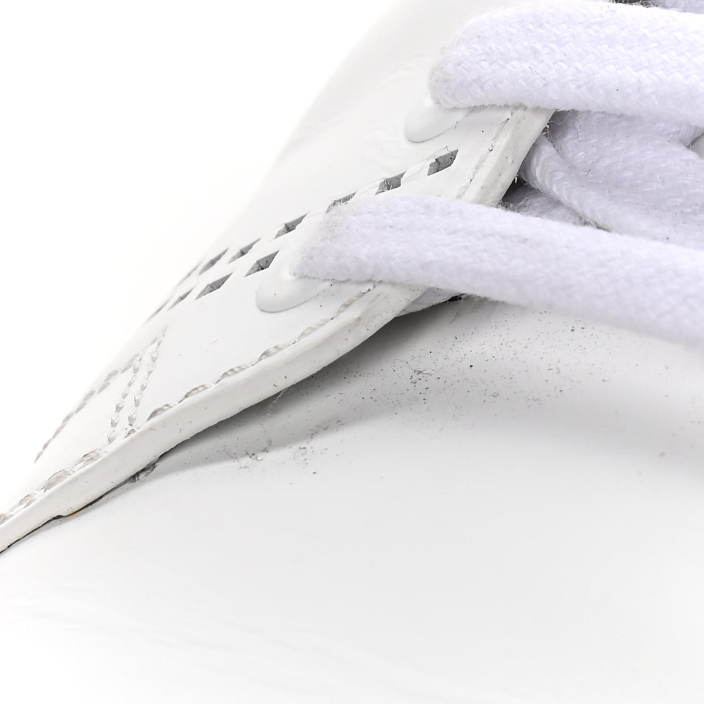 Calfskin Womens Backnet Sneakers 37.5 White