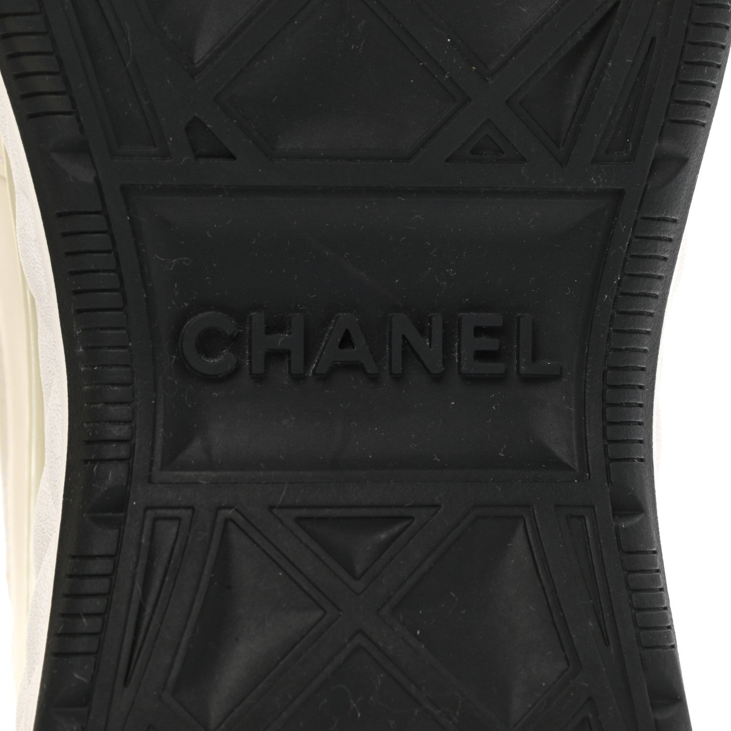 Chanel Velvet Calfskin Mixed Fibers CC Sneakers 40 Ivory Black 6 of 9