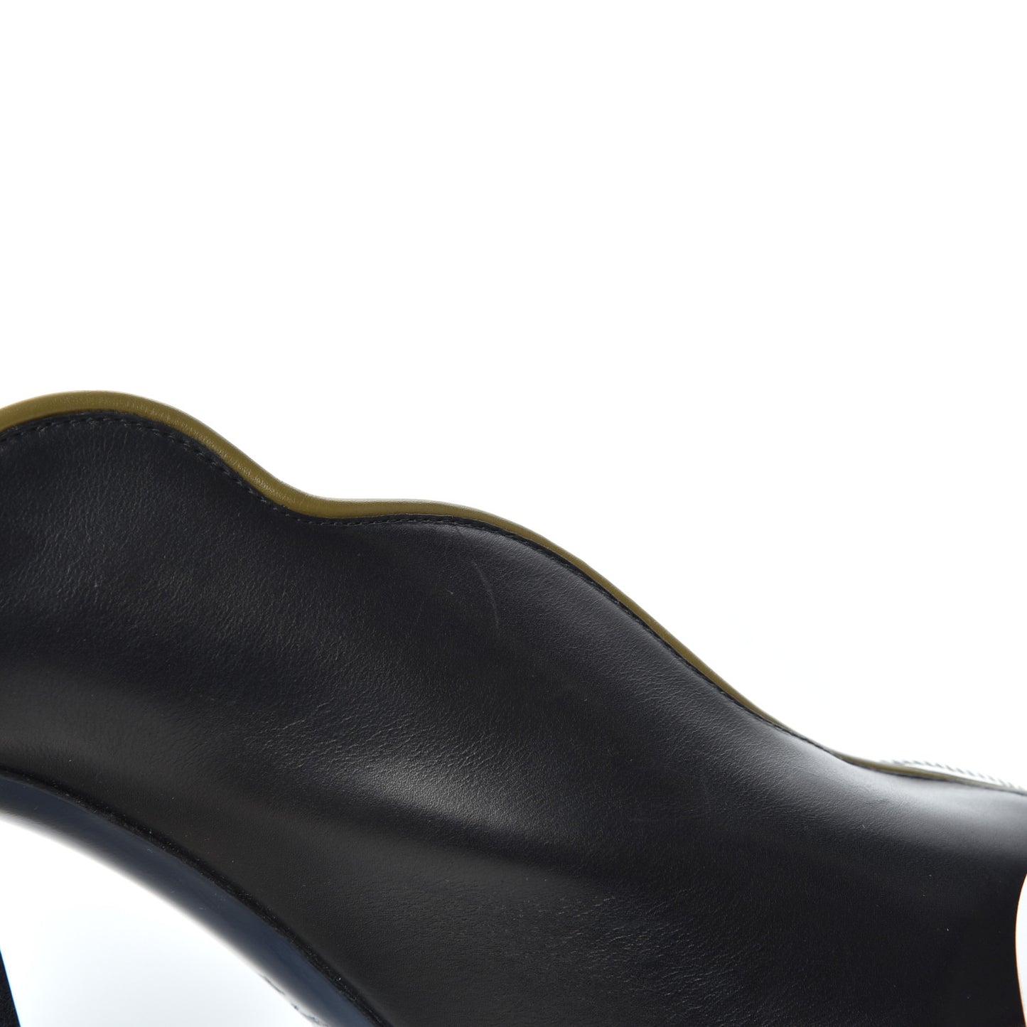 Scalloped Peep Toe Pump 39 Black