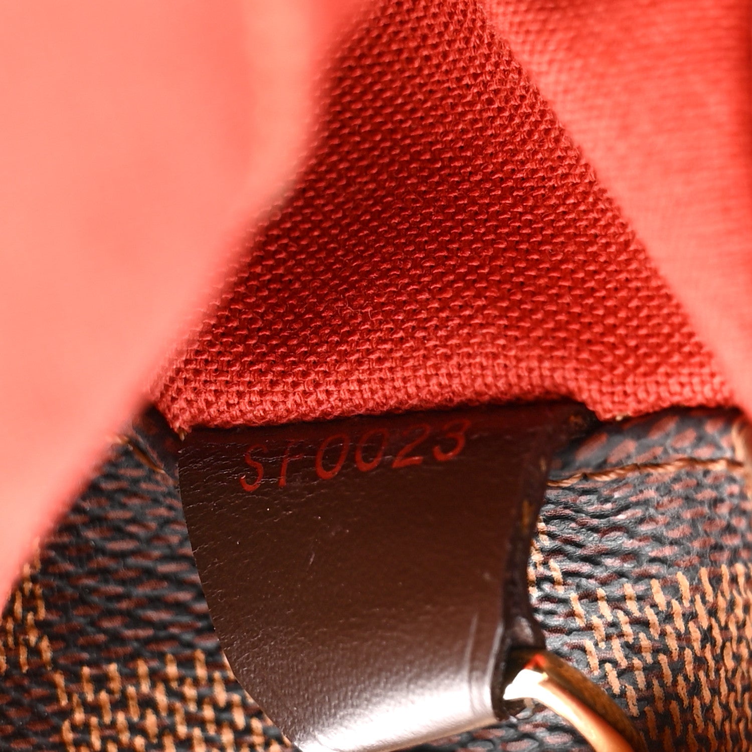 Louis Vuitton Damier Ebene Bastille Messenger 6 of 9