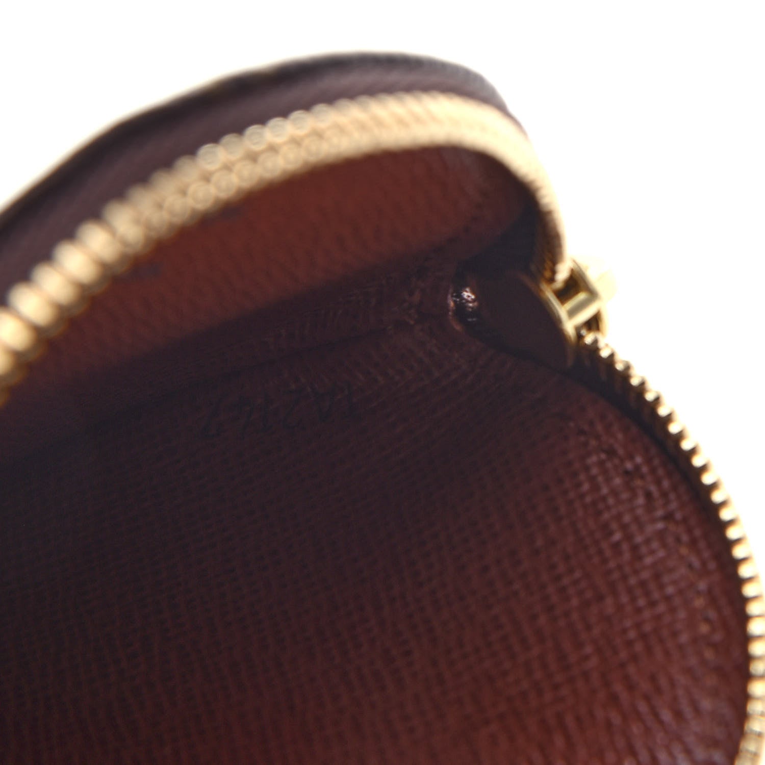 Louis Vuitton Monogram Round Coin Purse 7 of 8
