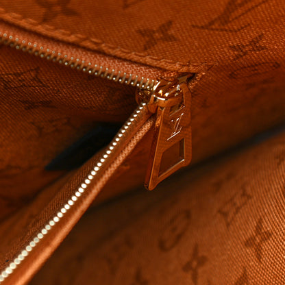 Louis Vuitton Monogram Giant Crafty Onthego GM Crème Caramel 8 of 9