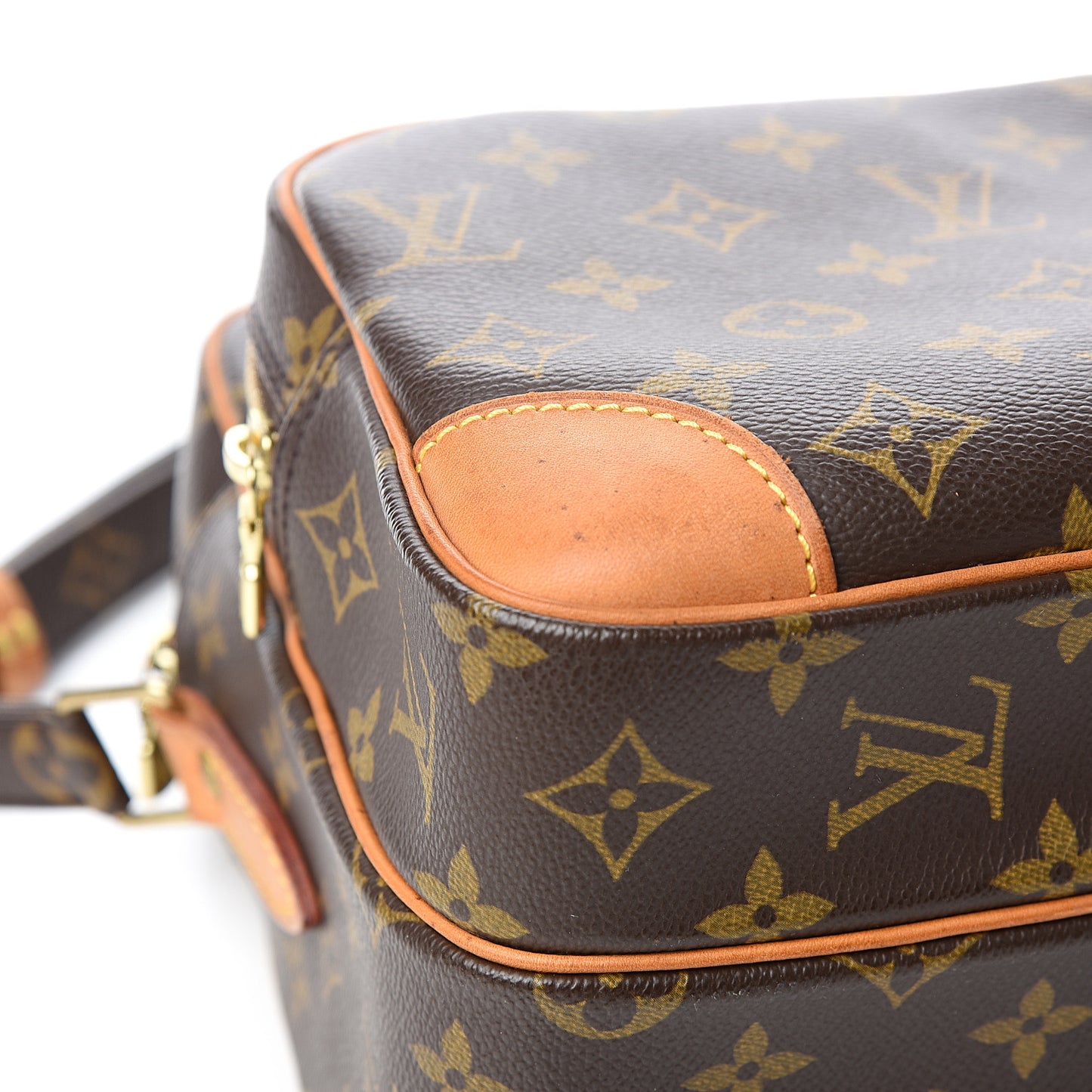 Monogram Nil 28