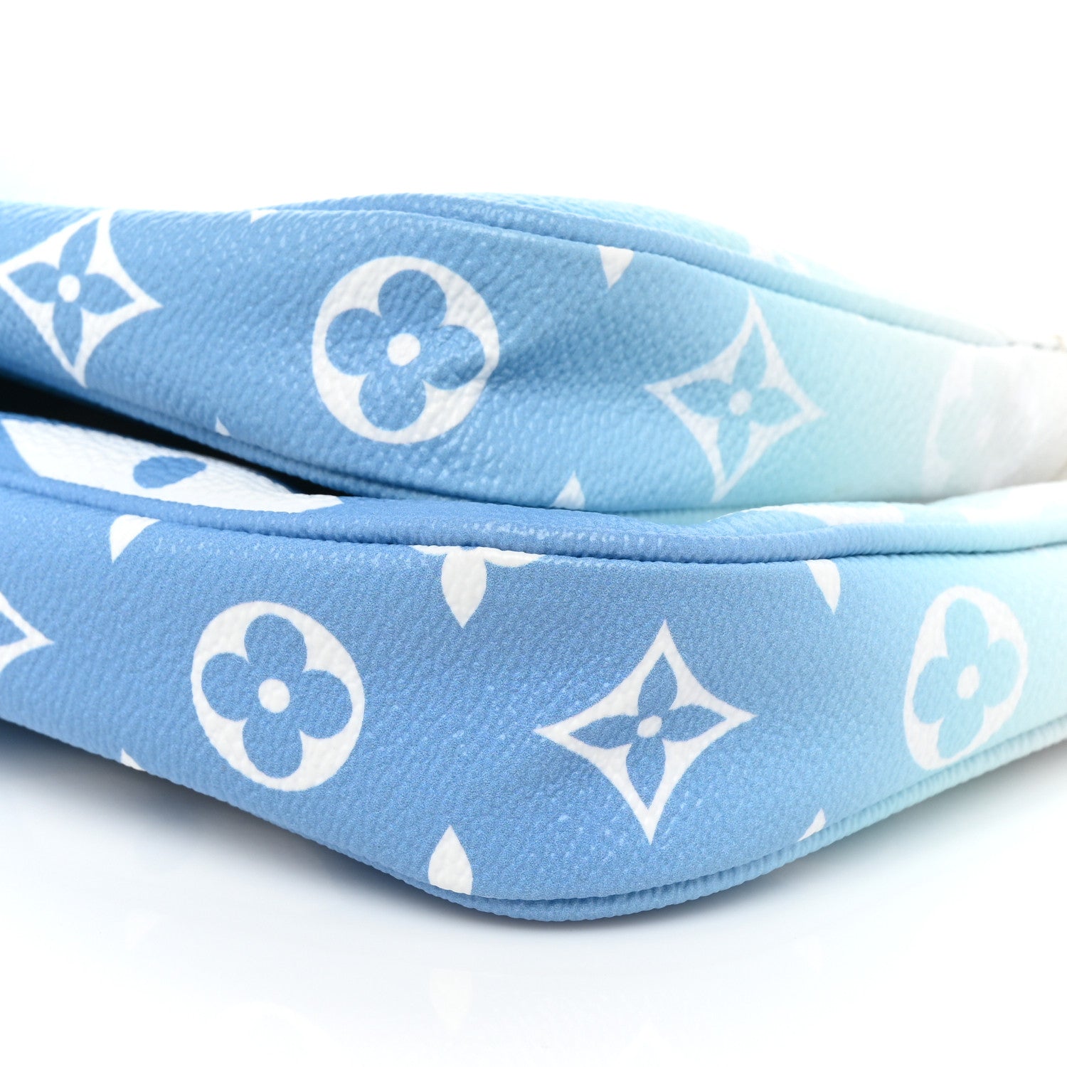Louis Vuitton Monogram Giant By The Pool Multi Pochette Accessories Blue 8 of 11
