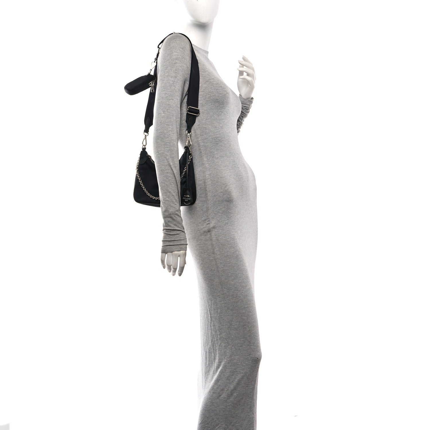 Prada Nylon Re-Edition 2005 Shoulder Bag Black 2 of 15