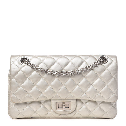 Chanel Metallic Lambskin 2.55 Reissue 225 Flap Pale Gold 1 of 32