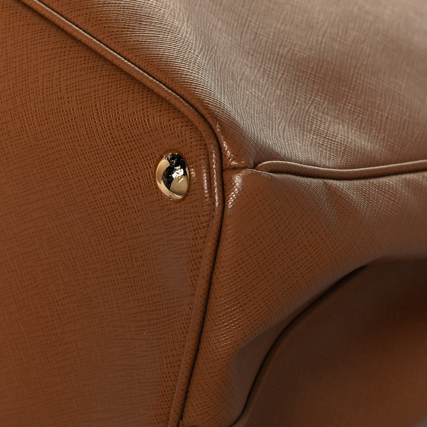 Saffiano Lux Extra Large Galleria Double Zip Tote Caramel
