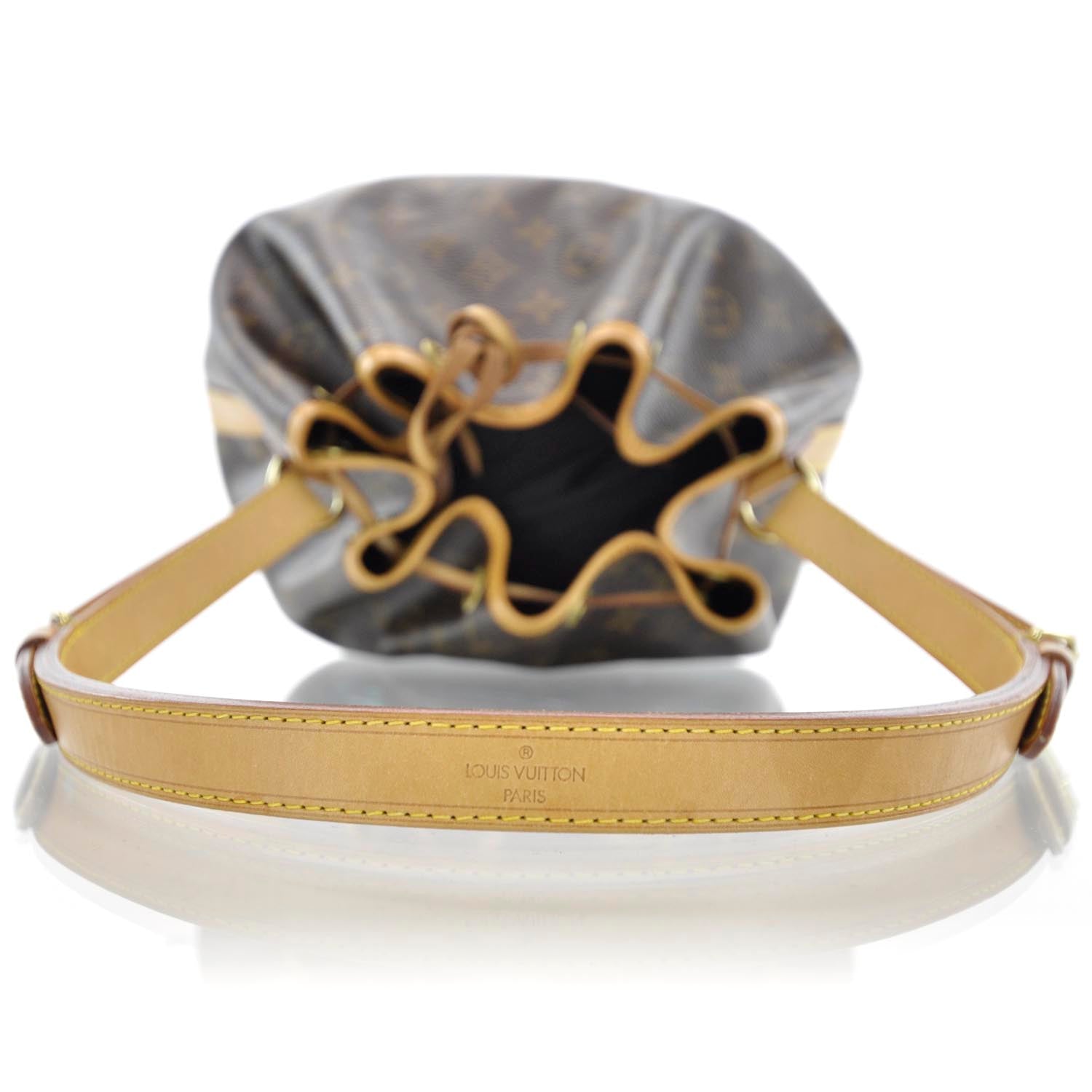 Louis Vuitton Monogram Petit Noe 5 of 10