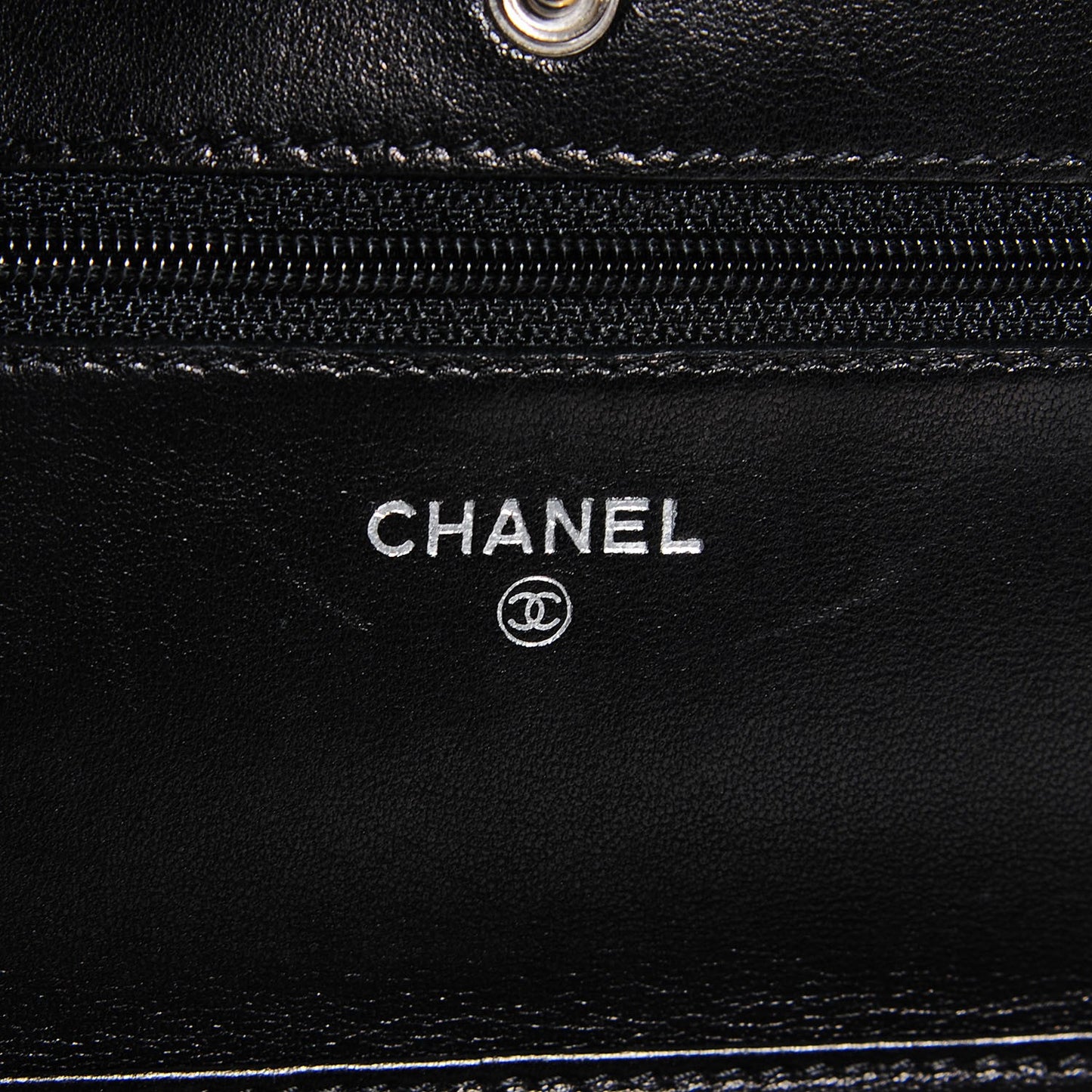 Lambskin Quilted Wallet On Chain WOC Black