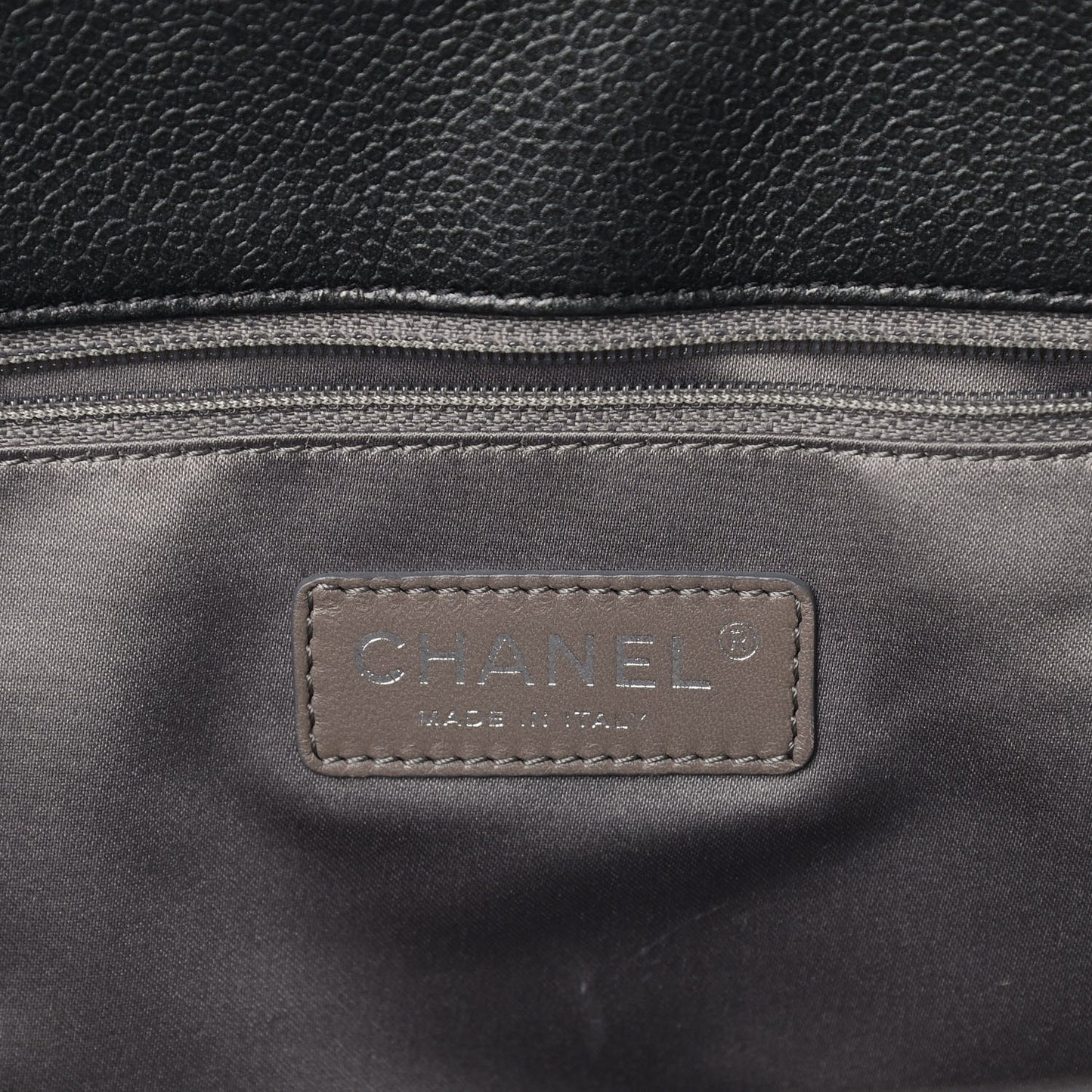 Caviar Quilted XXL Grand Shopping Tote GST Black