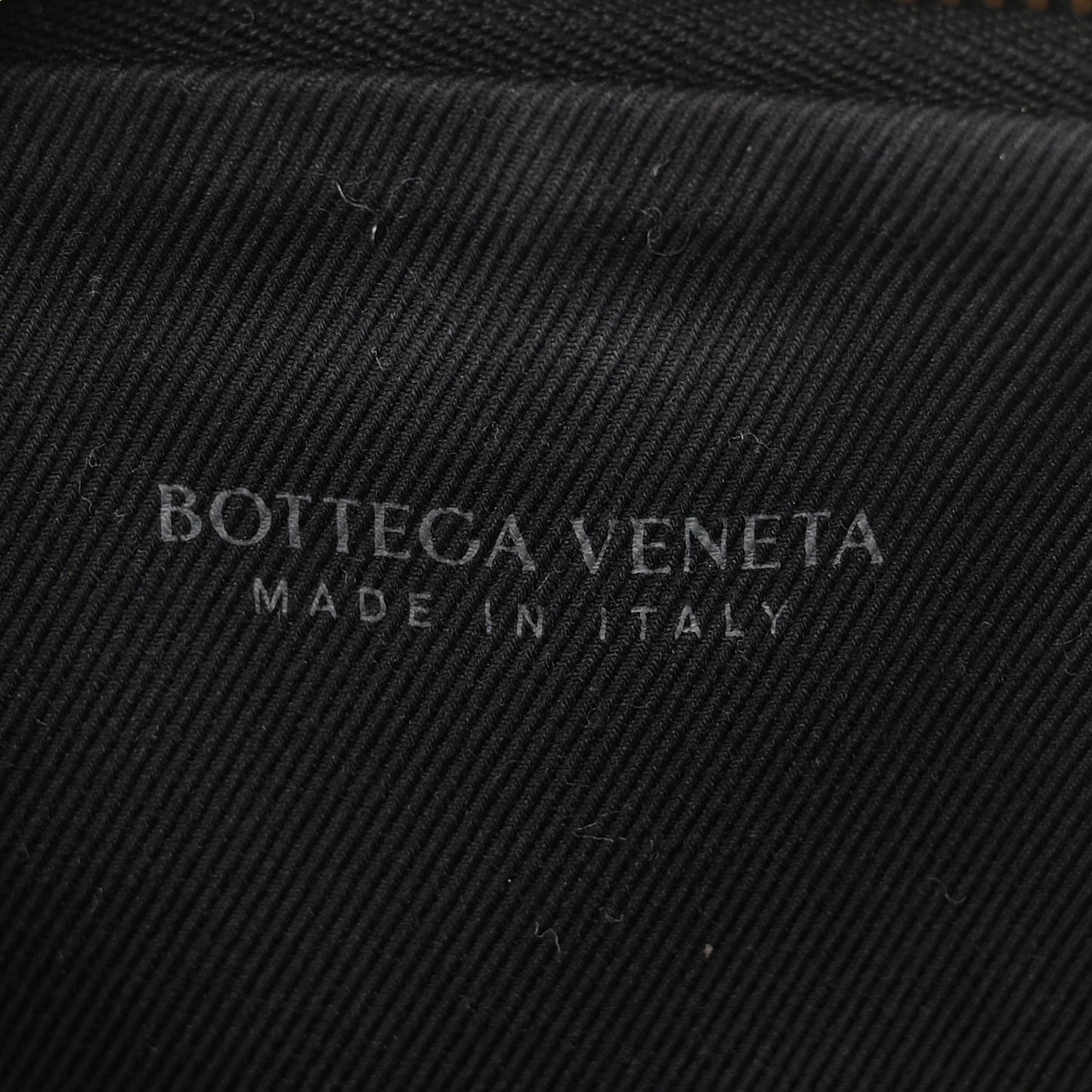 Nappa Intrecciato Large Flat Pouch Black