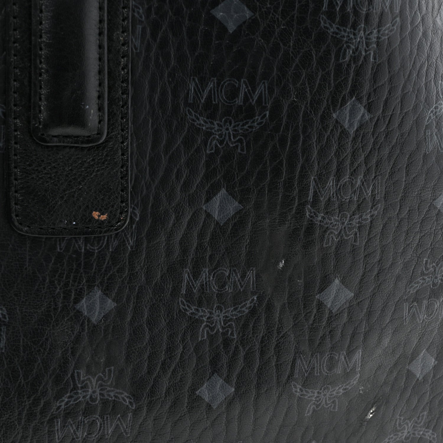 MCM Visetos Medium Liz Reversible Shopper Tote Black 25 of 30