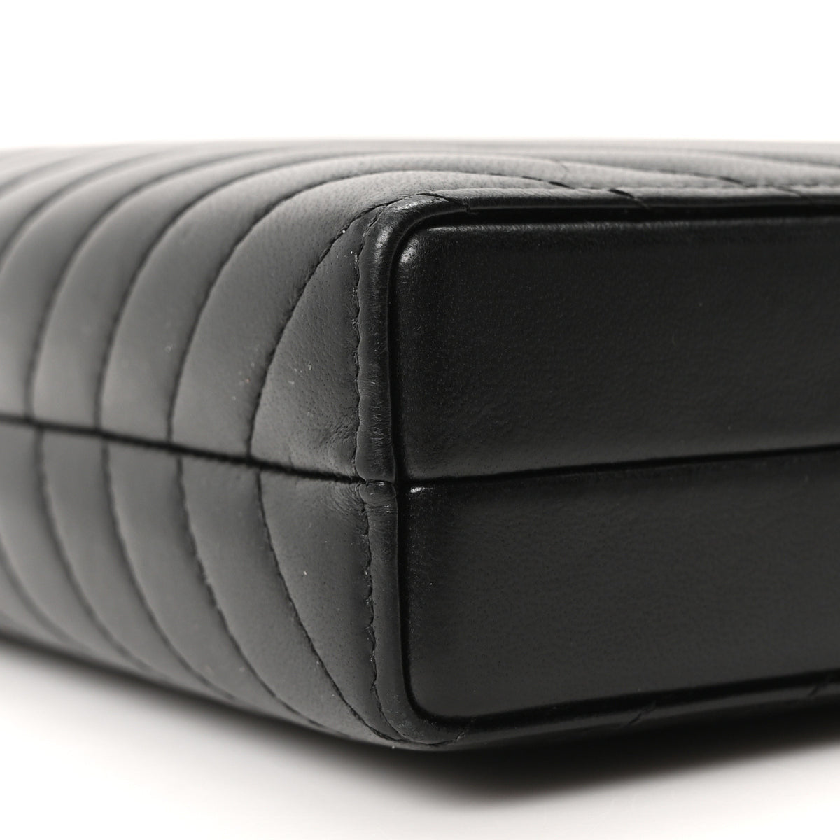 Lambskin Chevron Reissue Quilted Clutch Bag Black
