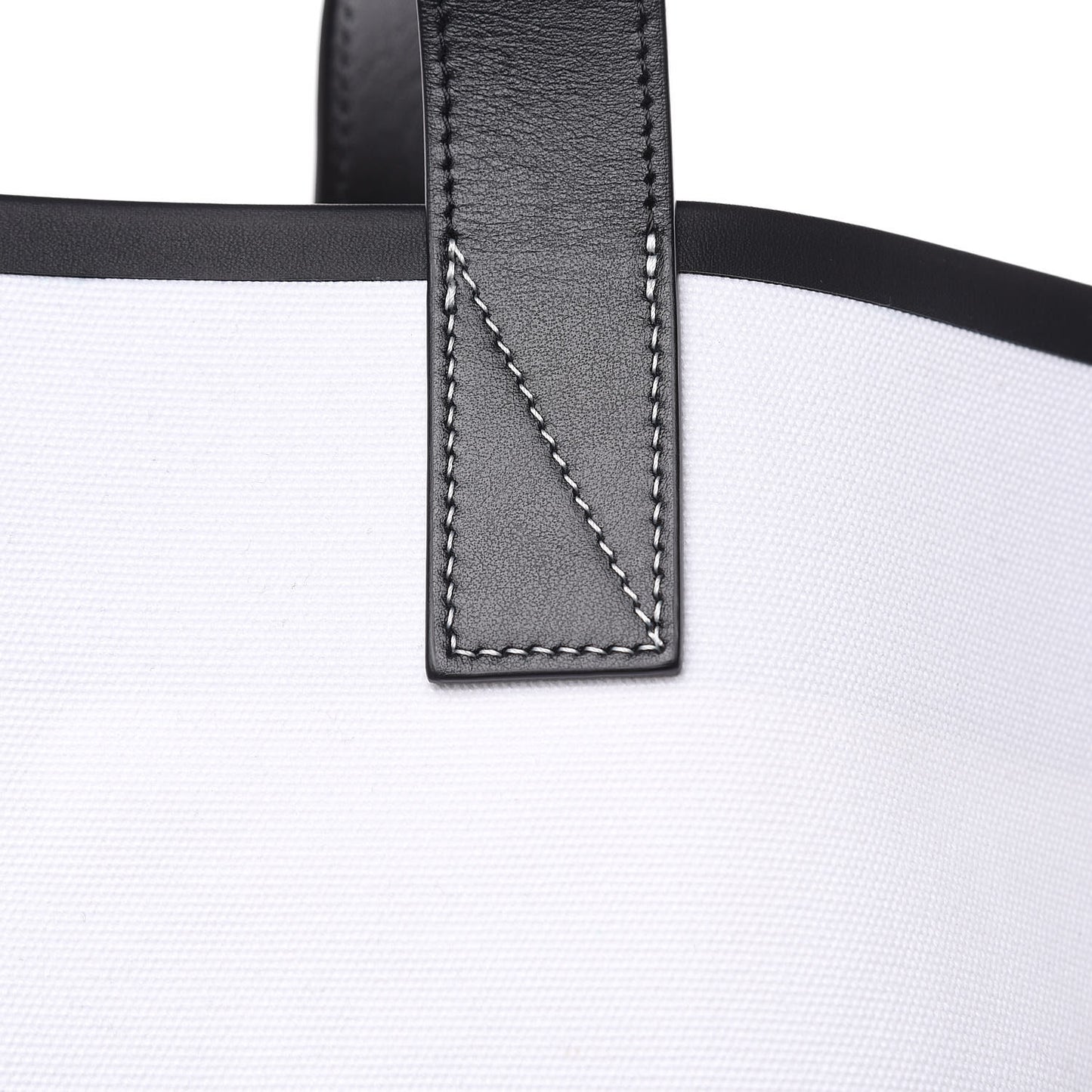 Textile Medium Made In Tote Black White