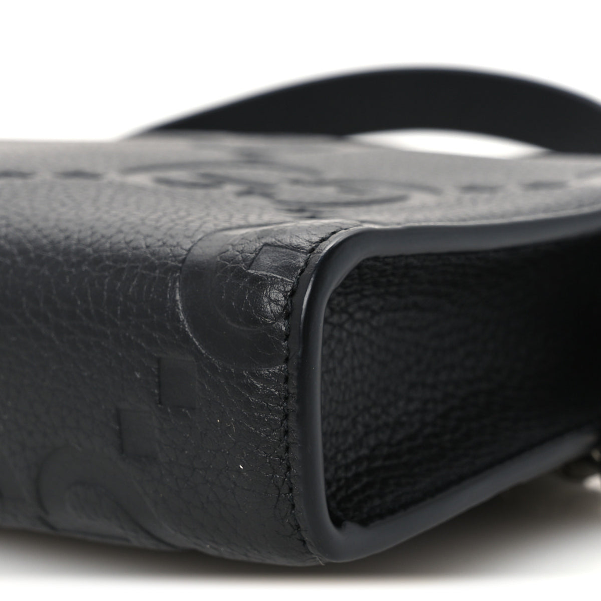 Piuma Calfskin Jumbo GG Embossed Medium Messenger Bag Black