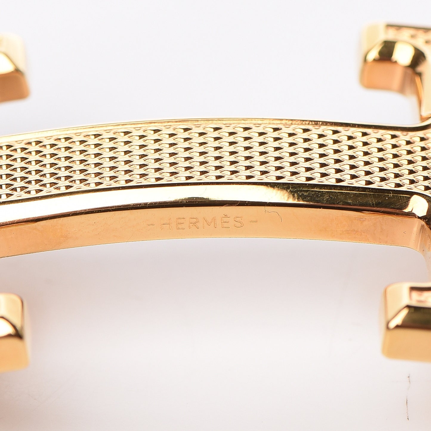Guilloche 32mm H Belt Buckle Gold