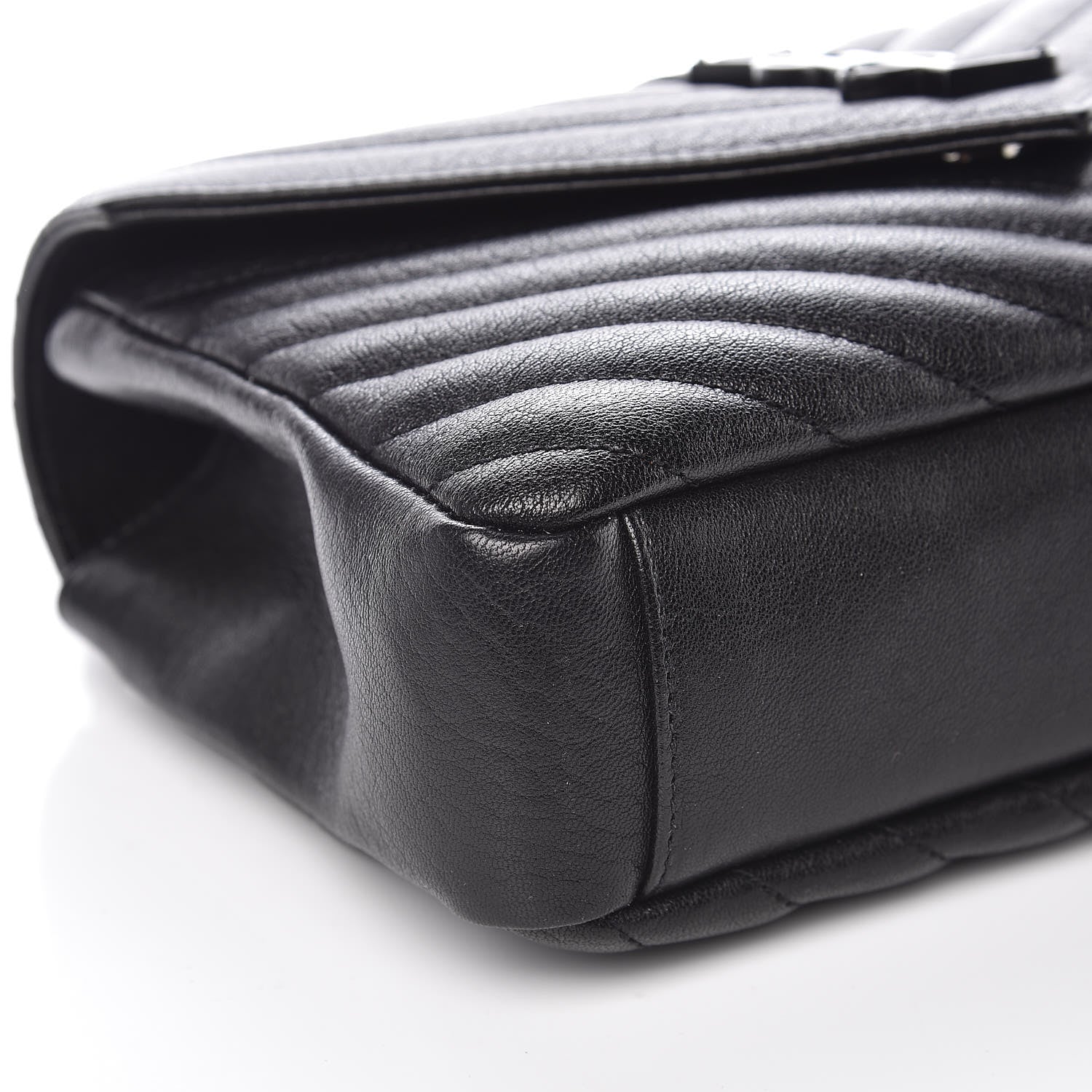 Saint Laurent Sheepskin Matelasse Chevron Monogram Medium College Bag Black 5 of 10
