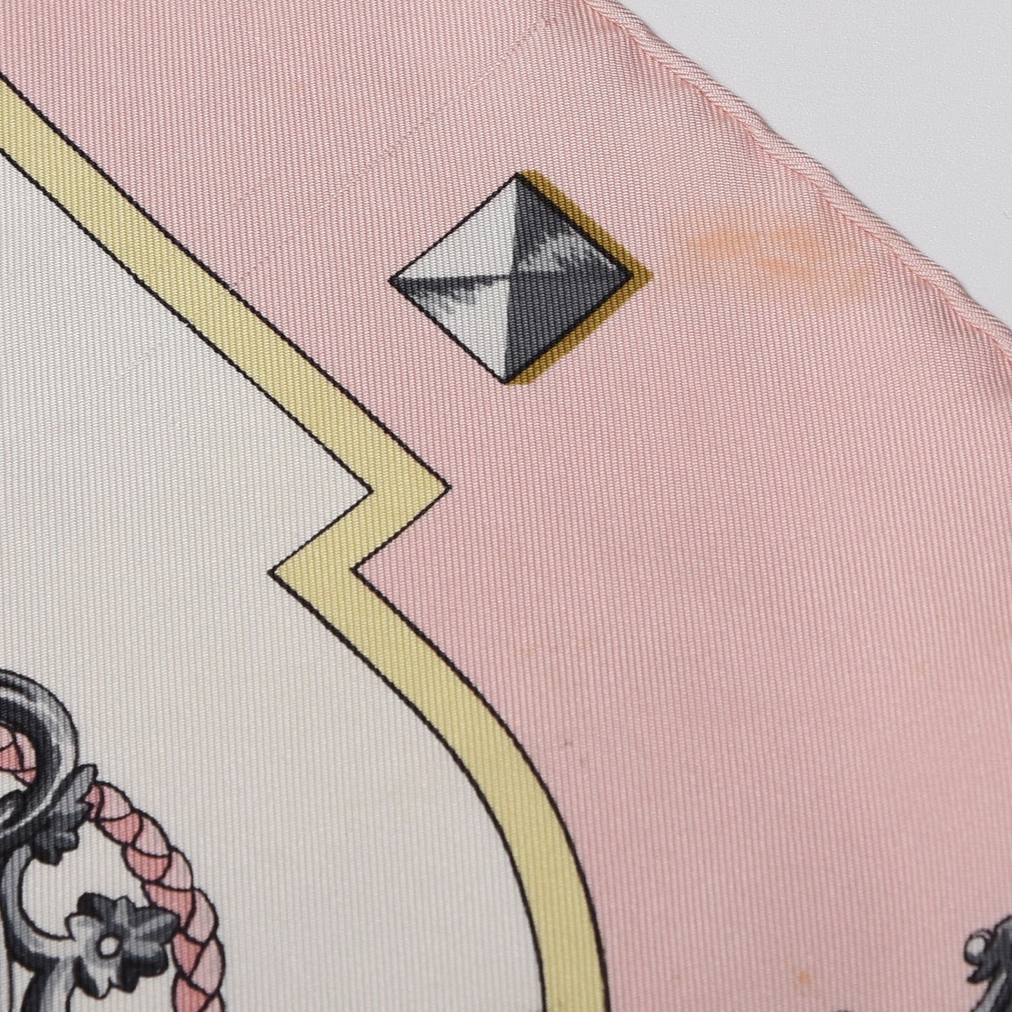 Silk Les Cles Scarf 90