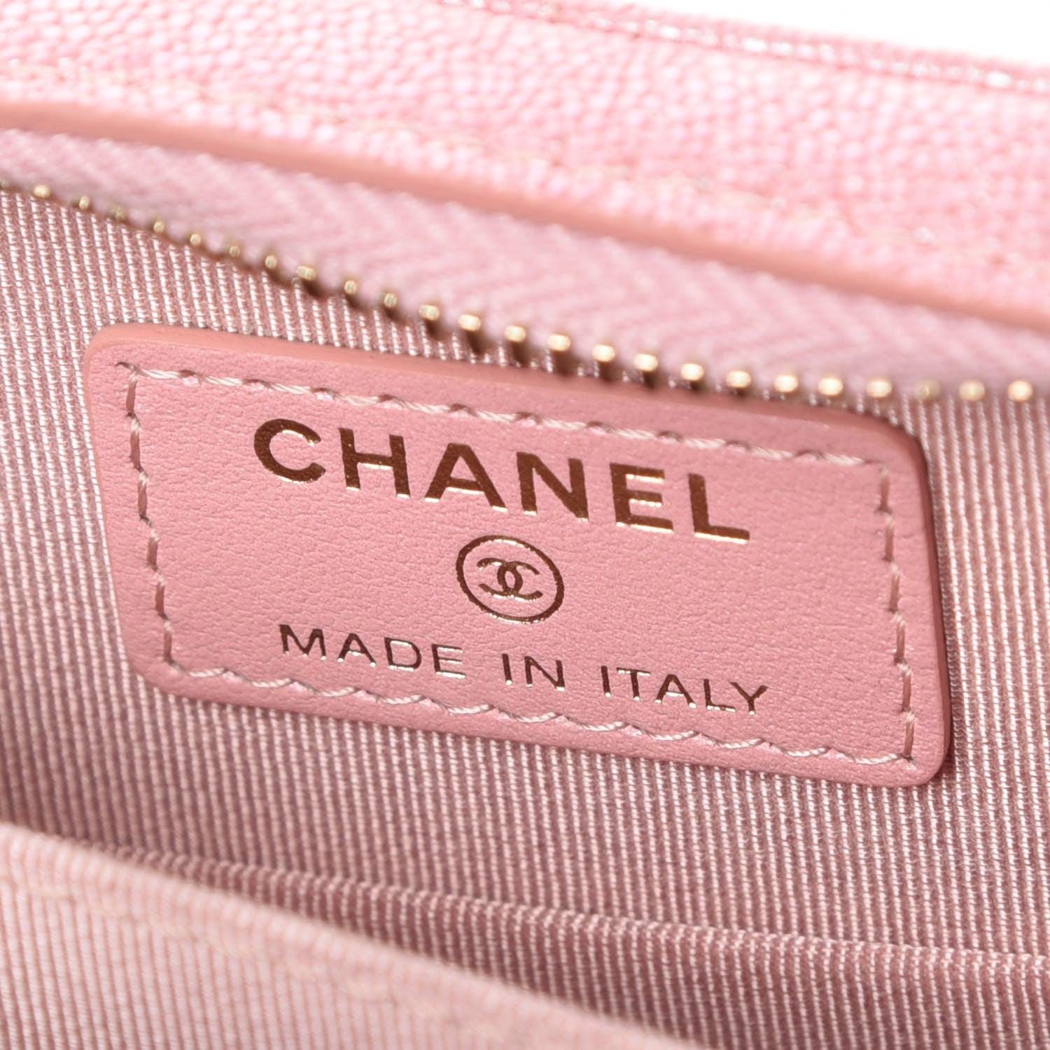 Chanel Iridescent Caviar Quilted Zip Phone Case Pink 8 of 10
