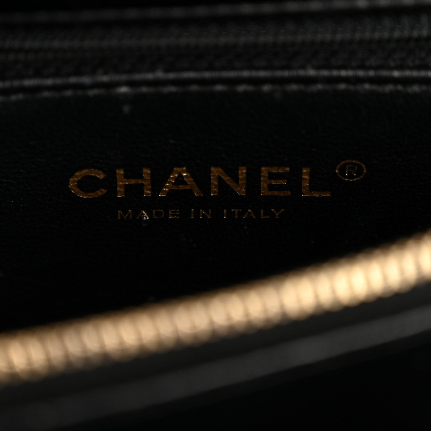 Chanel Calfskin Lizard Chevron Quilted Medium Coco Handle Flap Black 6 of 15