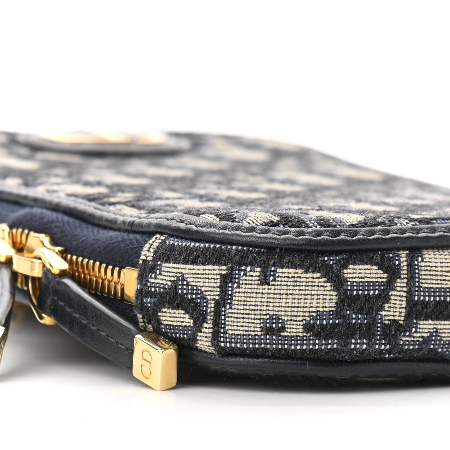 Oblique 30 Montaigne Phone Holder Blue