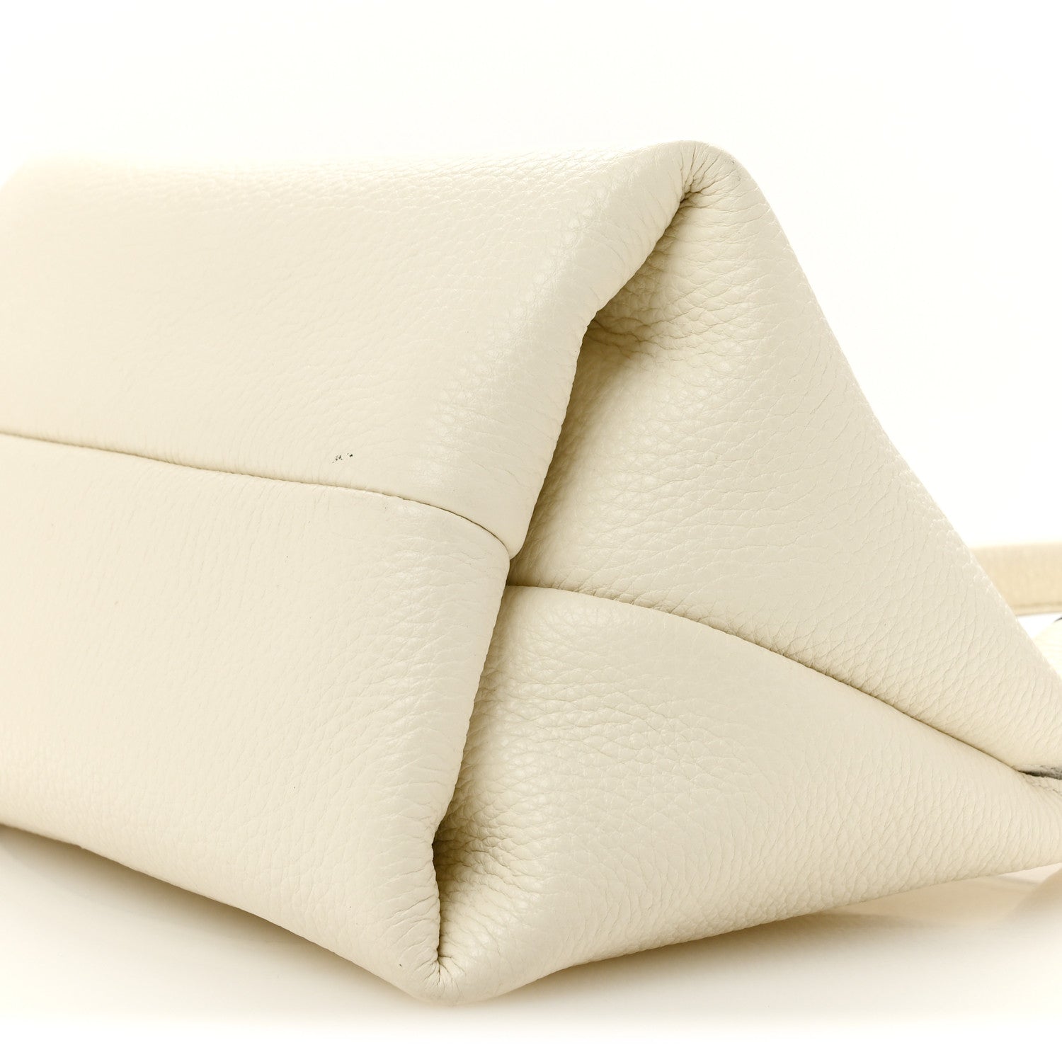 Gucci Grained Calfskin Softbit Medium Shoulder Bag White 9 of 12