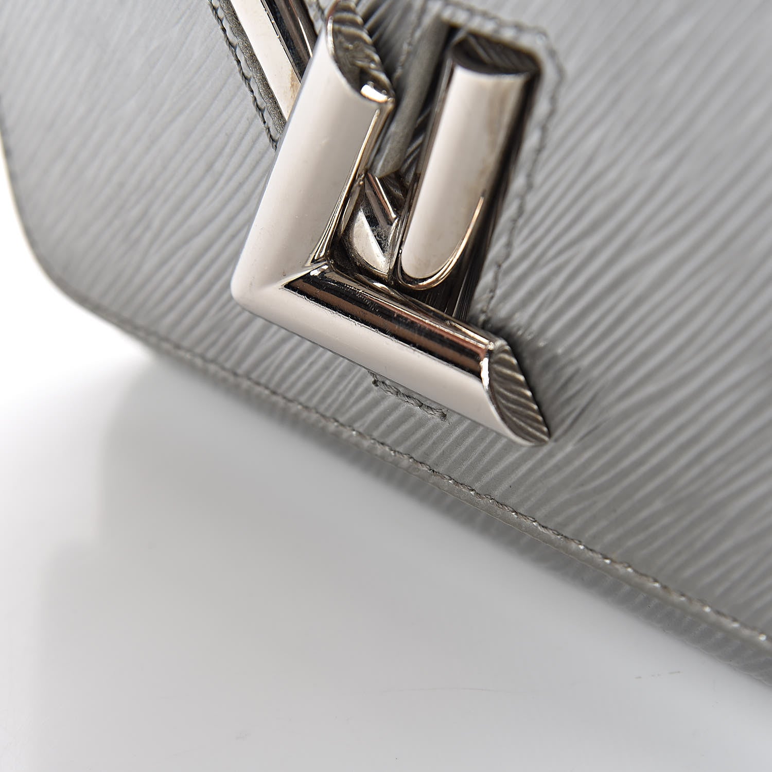Louis Vuitton Epi Twist Shoulder Bag PM Argent 13 of 13