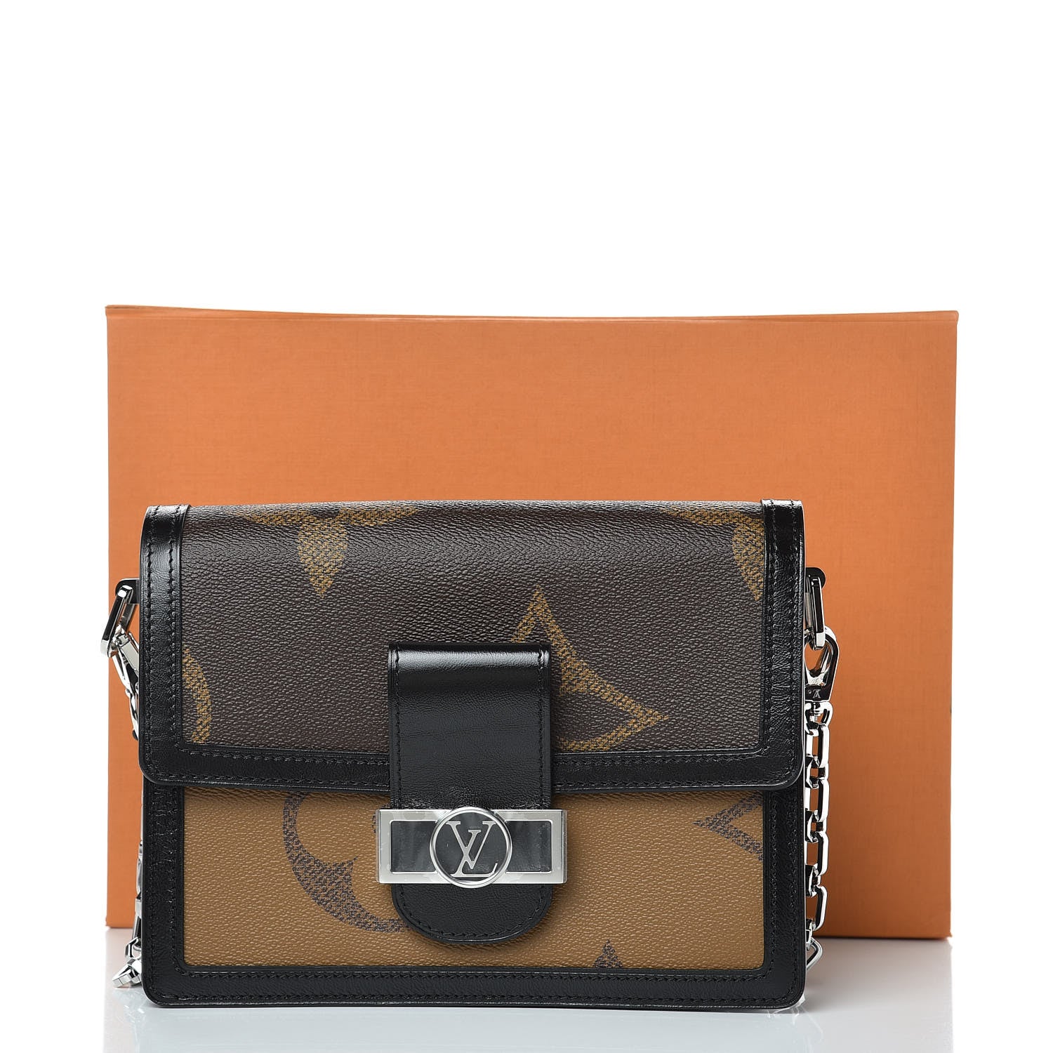 Louis Vuitton Reverse Monogram Giant Dauphine MM 9 of 9