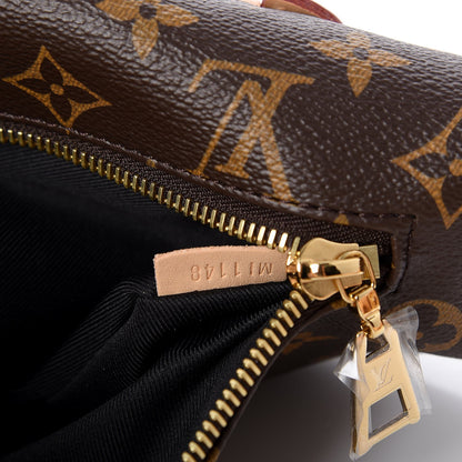 Louis Vuitton Monogram Bumbag 6 of 9