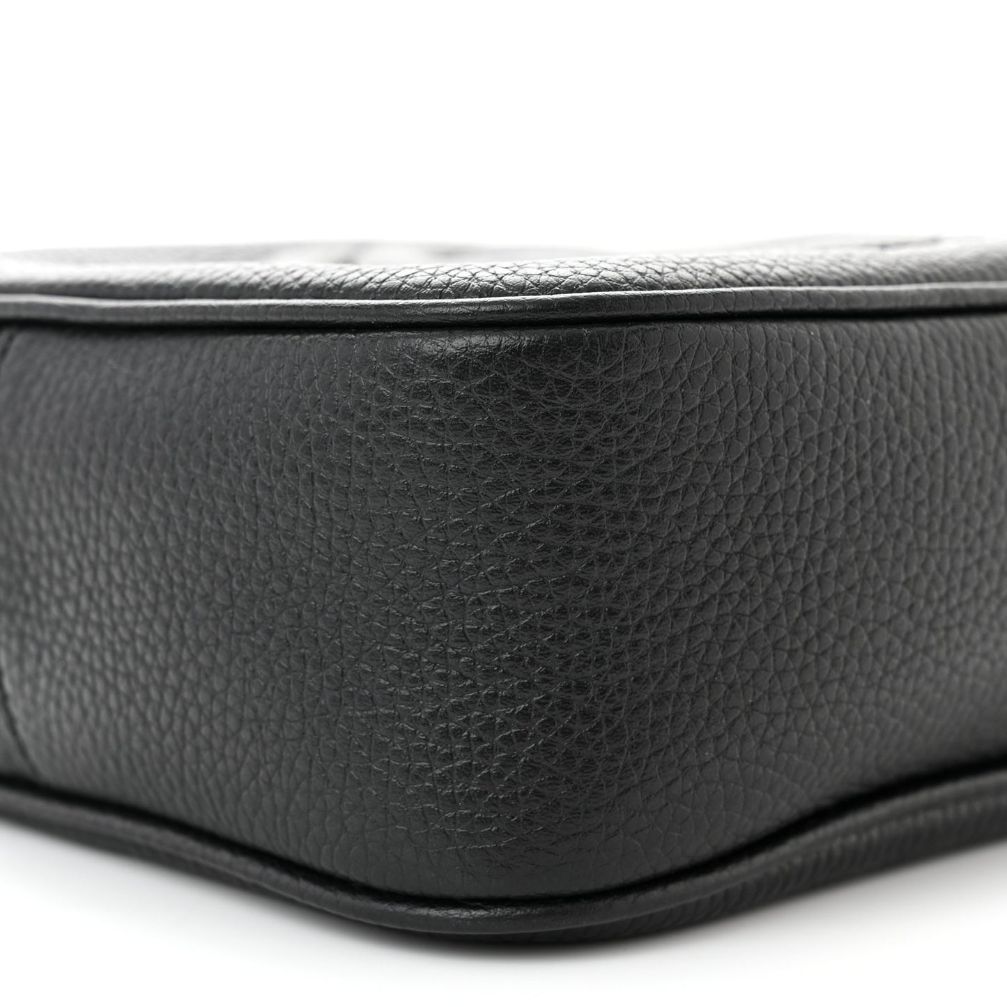 Pebbled Calfskin Small Soho Disco Bag Black