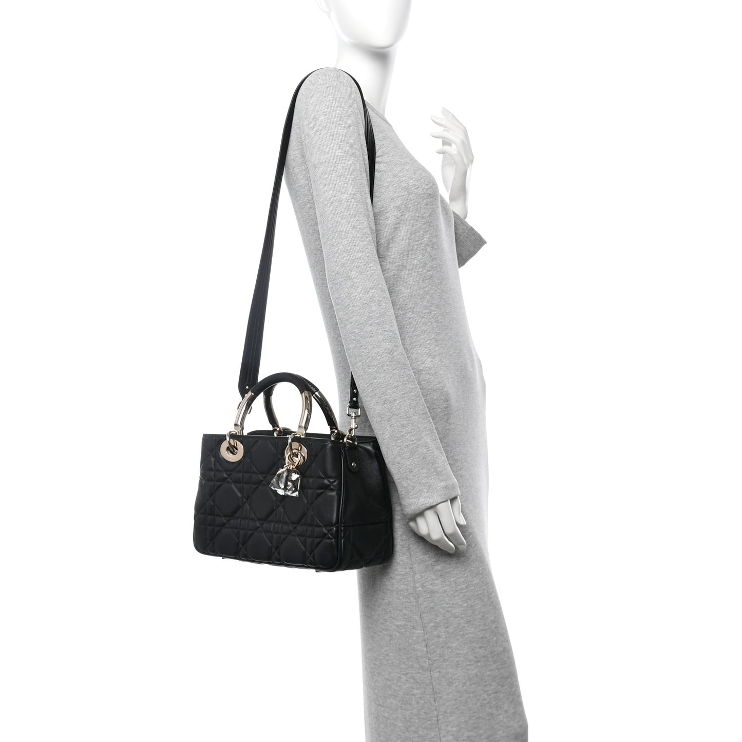 Calfskin Cannage Small The Lady 95.22 Black