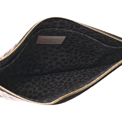 Louis Vuitton Monogram Giant Wild At Heart Neverfull MM Pochette Black 4 of 4