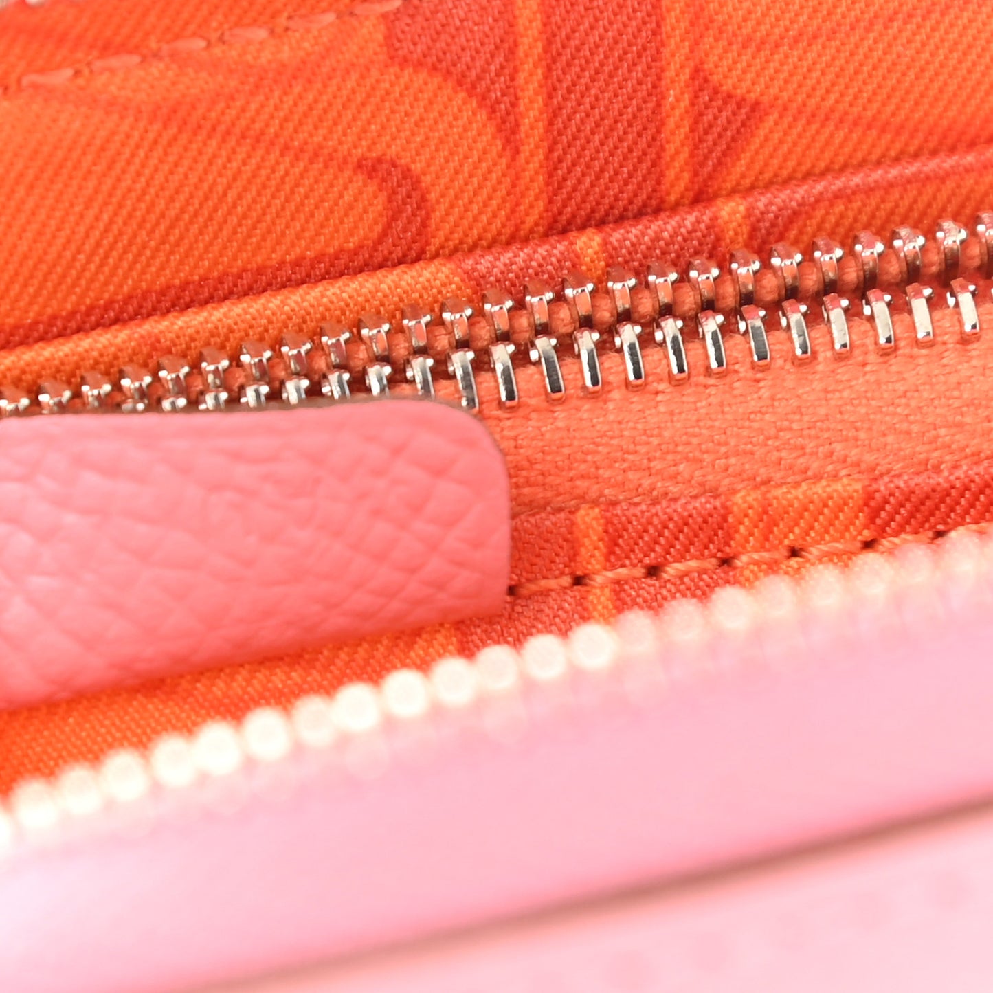 Epsom Silk'in Compact Wallet Rose Confetti