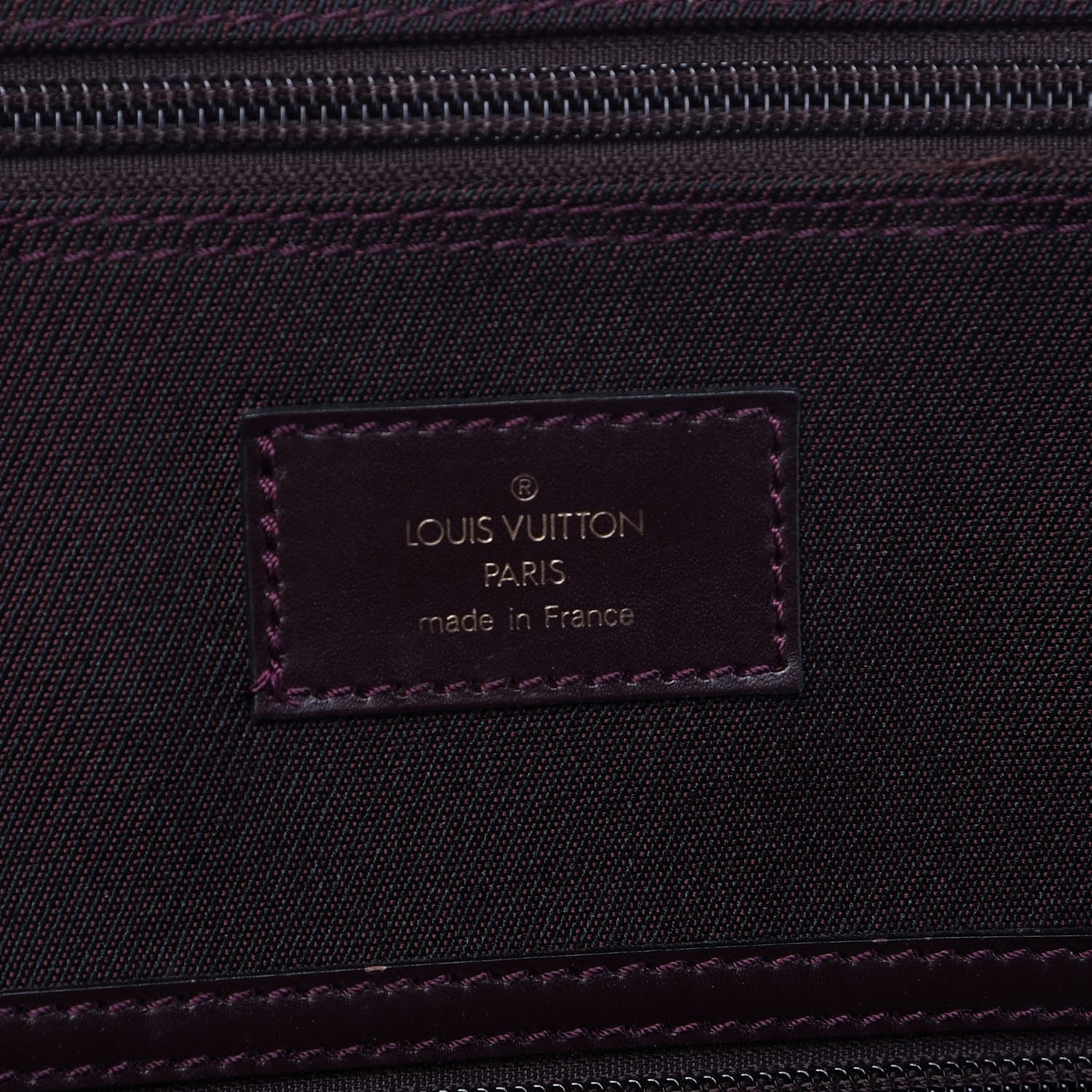 Louis Vuitton Taiga Canvas 5 Hanger Garment Carrier Bordeaux 14 of 20