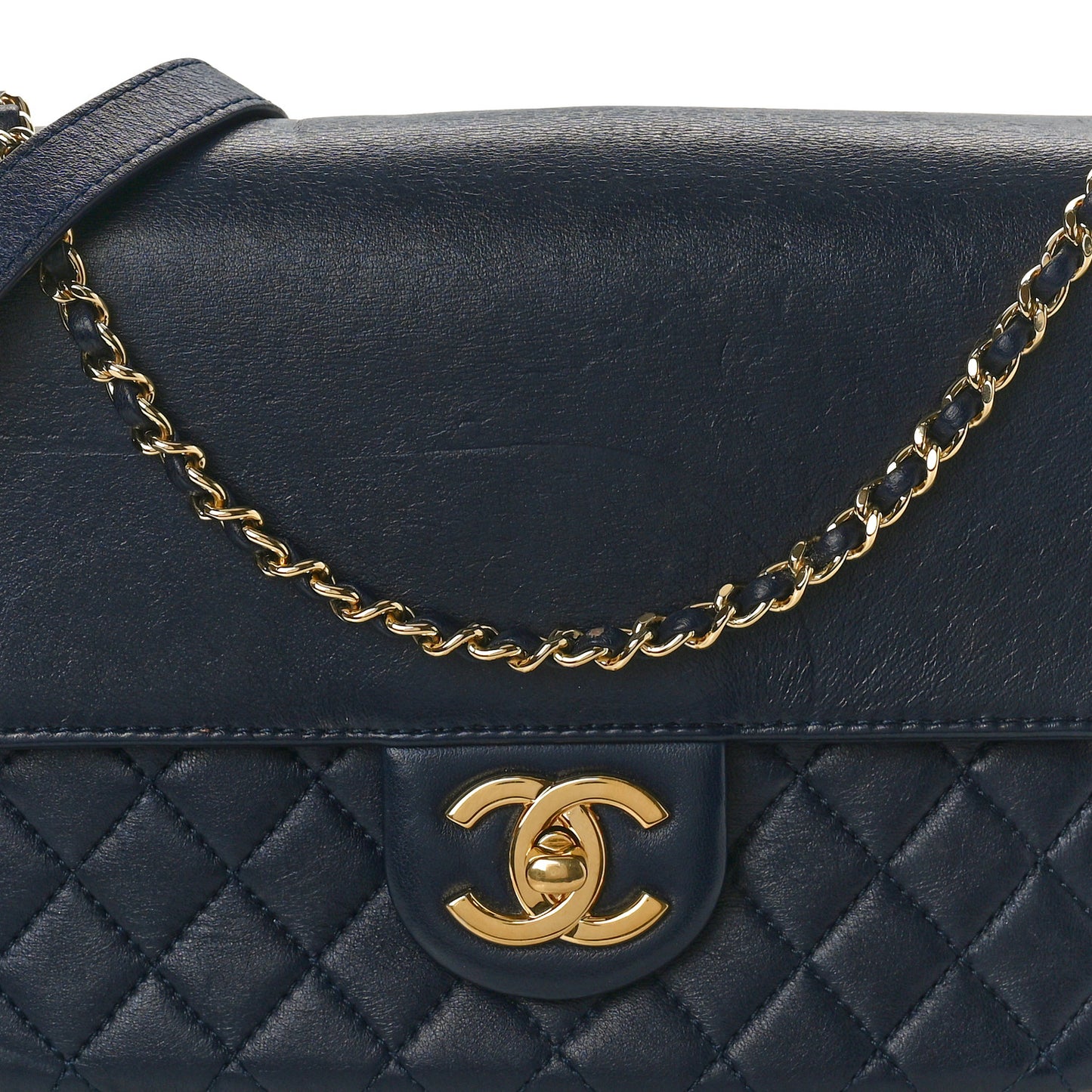 Lambskin Quilted Large CC Unchained Crossbody Navy