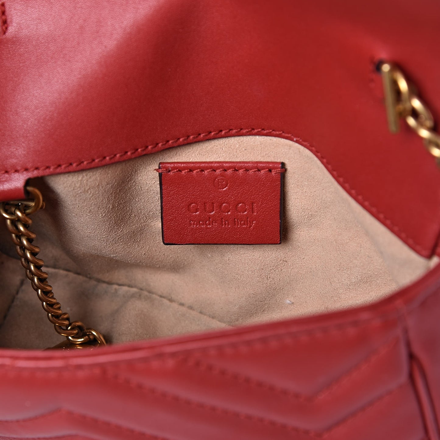 Calfskin Matelasse Super Mini GG Marmont Shoulder Bag Hibiscus Red